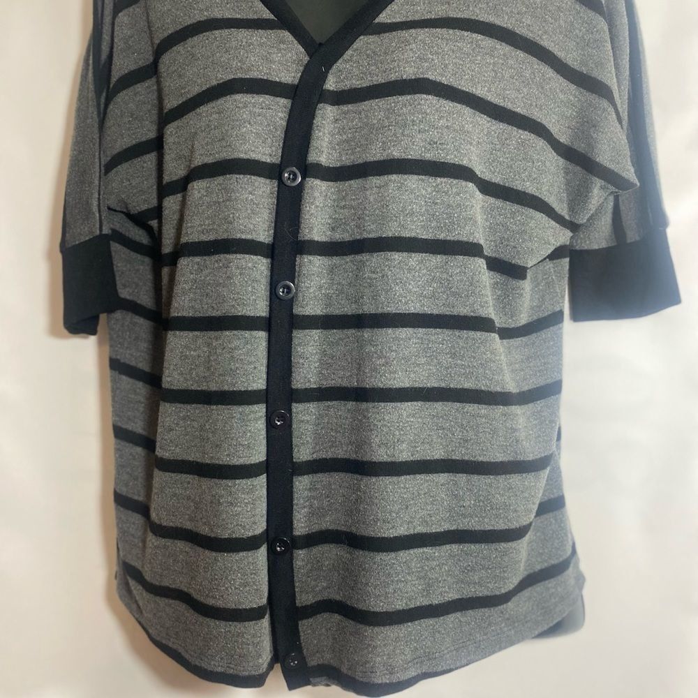 Casual Max Top Gray &Black
